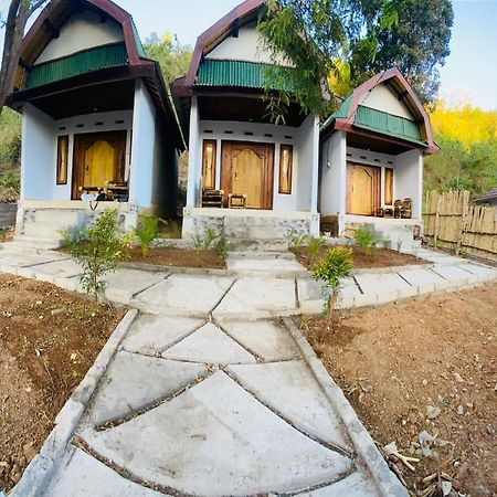 Diki Bungalow Kuta  Exteriör bild