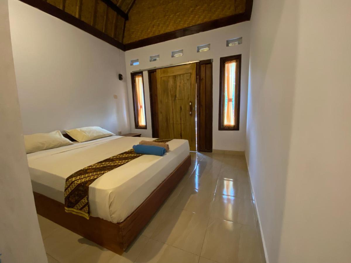 Diki Bungalow Kuta  Exteriör bild